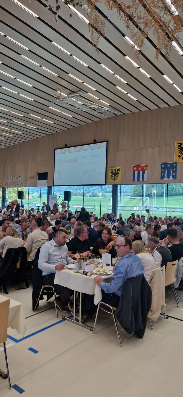 530 personnes présentes à la Bénichon des entreprises à Châtel